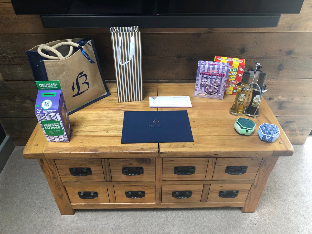 All set for the #macmillancoffeemorning . Thanks to ⁦<a href="/cuerden_katie/">Katie</a>⁩ whose just dropped off a fabulous chocolate cake and ⁦⁦<a href="/RevellWard/">Revell Ward</a>⁩ for all buying raffle tickets.