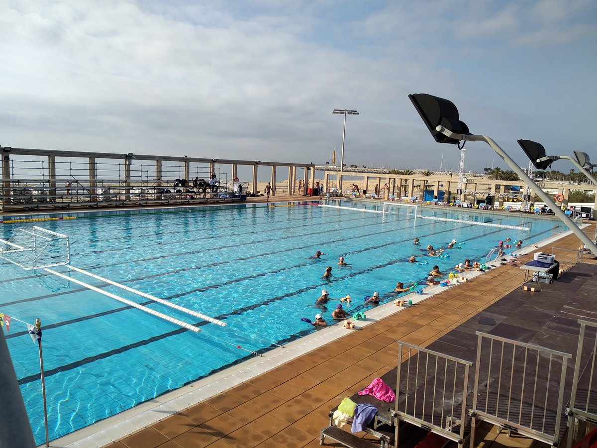 WPMataro's tweet photo. Això ja està aquí! Bolquem-nos tots amb el nostre equip farcit de veins de Mataró i Maresme. Empenyem fort el nostre WP de km0 i fem sentir el nostre escalf! #OmplimLaJoanSerra i cridem ben fort: #EndavantMATARÓ! Després de donar-ho tot a la grada, no t'oblidis de reomplir forces https://t.co/ACDTufXKgj