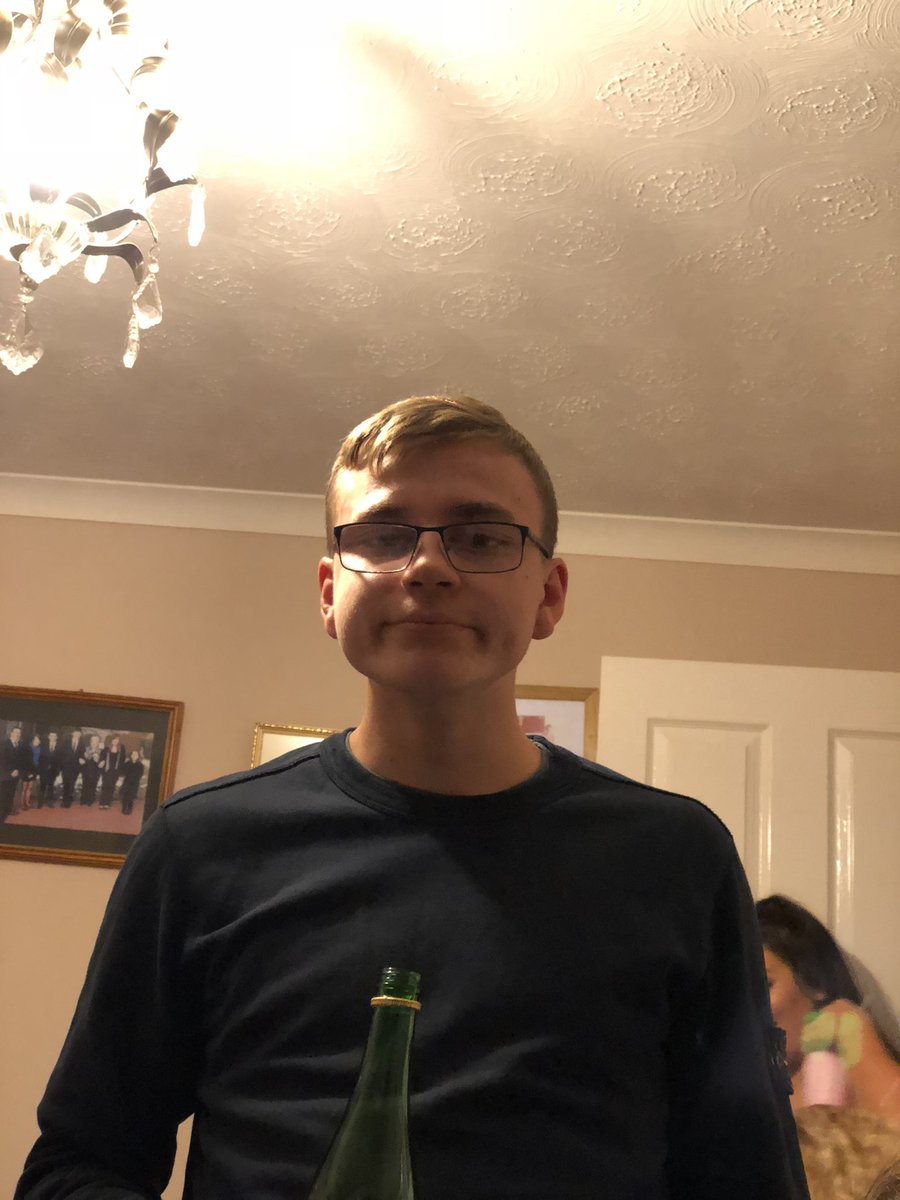 Tom_Watson14's tweet photo. Happy birthday ma boy, hope it’s a belter n have a class day @FraserSyme__ ❤️xx https://t.co/XbKFiv4bxg