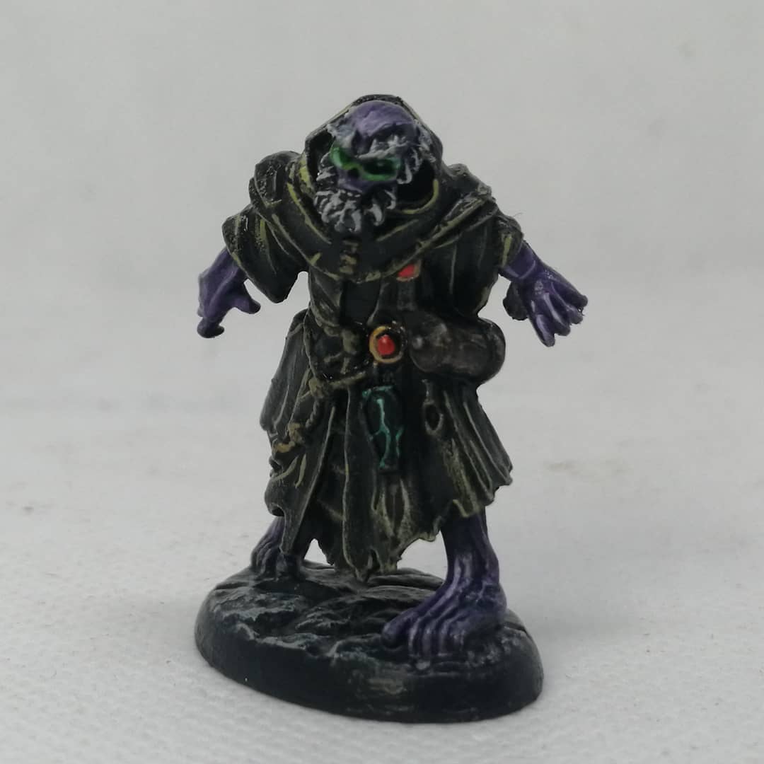 LeadWidow's tweet photo. @reapermini 44022: Dreadmere Wight. Bones Black is spot on. Light, durable, takes paint well, shows up detail, holds its intended shape; no bendy boing, & still cheap. Nice Medieval Innsmouth feel to #dreadmere too. @TabletopGamesUK & Widow approved. #WargamingHobo #ReaperBones https://t.co/kStPcquKew