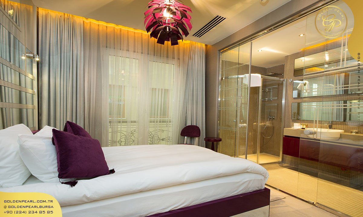 Lüx odaların özelliklerle parla! ,ve şehirin en güzel manzaralarıyla .
Şimde ve uzun günden sonra , harika manzaraya bakan balkonda özel kahvenizin keyfini çıkar .