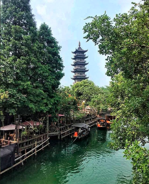 tbc_raahee's tweet photo. #ChitthiAaiHai
Raahee @maanasneo has sent this postcard to invite you at one of her most memorable places🌲
If you have any such place in your mind where you would like to invite RAAHEES,
Do INBOX us or WRITE US at (tbc.raahee@gmail.com)
#Arnab #FridayFeeling #WorldTourismDay2019 https://t.co/M2qwQ40Yw3