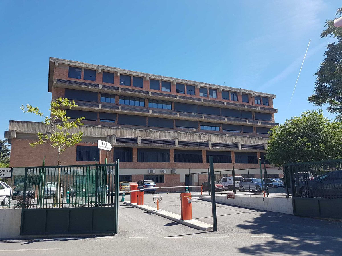 Apertura plazo solicitud aparcamiento curso 2019-2020 bit.ly/2n6qHby