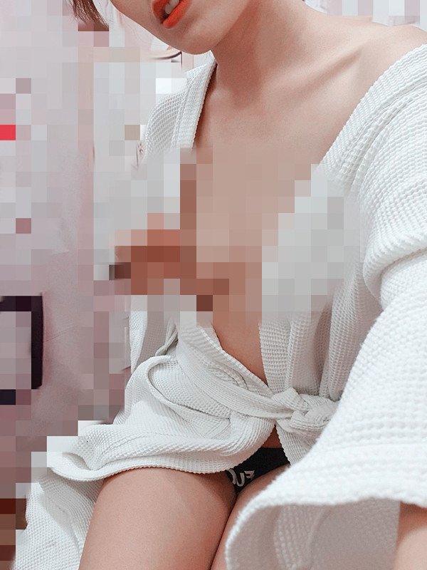 Natalie3127's tweet photo. 你在看我嗎?
還是在看馬賽克
好想要又自動解碼器
把所有推特的馬賽克通通解鎖
嘻嘻😍😍

轉推破兩百
我來幫你們解鎖更多露點照
好嗎🌞🌞 https://t.co/VdrO8ueX35