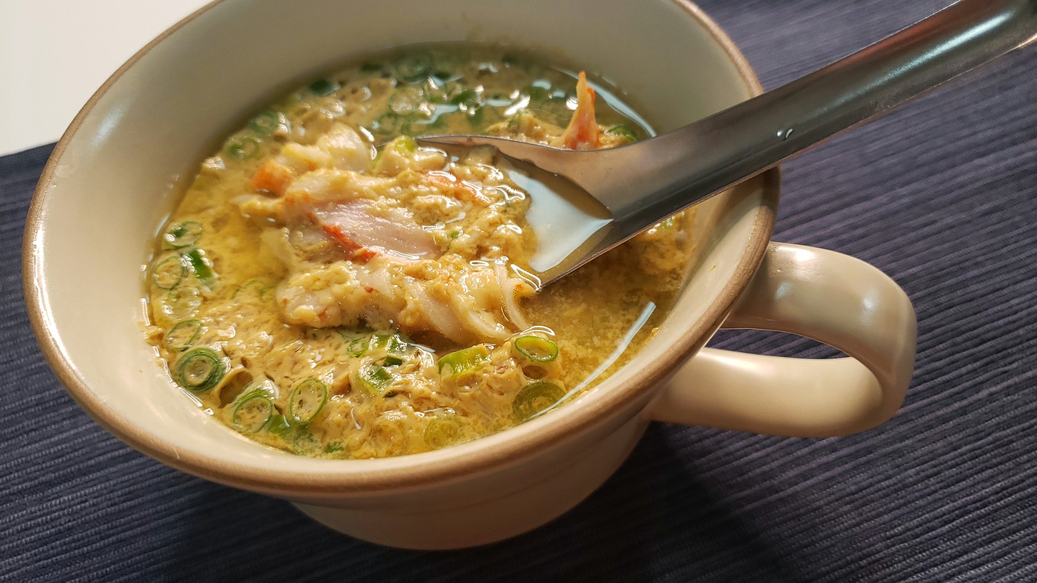 サントリー烏龍茶で簡単にできる 烏龍茶碗蒸し風スープ の作り方 話題の画像プラス サントリー烏龍茶で簡単にできる 烏龍茶碗蒸し風スープ の作り方 話題の画像プラス