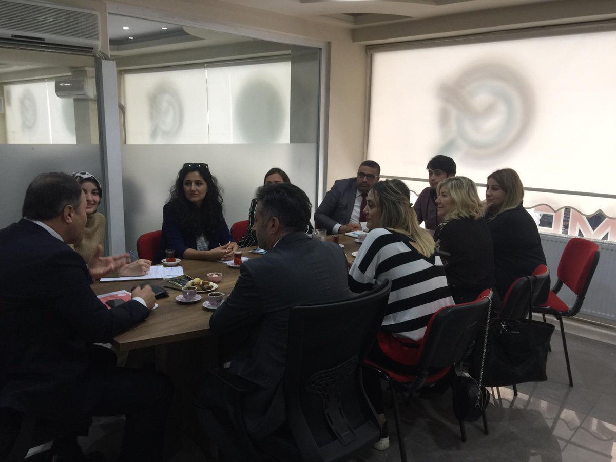 Ordu Üniversitesi işbirliği ile il genelinde yapılacak olan faaliyetlerimizi belirlemek amacıyla Milli Eğitim Müdürümüz sn Kutlu Tekin Baş'ın başkanlığında,  Dr. Gizem UYUMAZ ve Dr. Çiğdem ARIKAN hocalarımız ile  Ordu Ölçme Değerlendirme merkezinde toplandık.