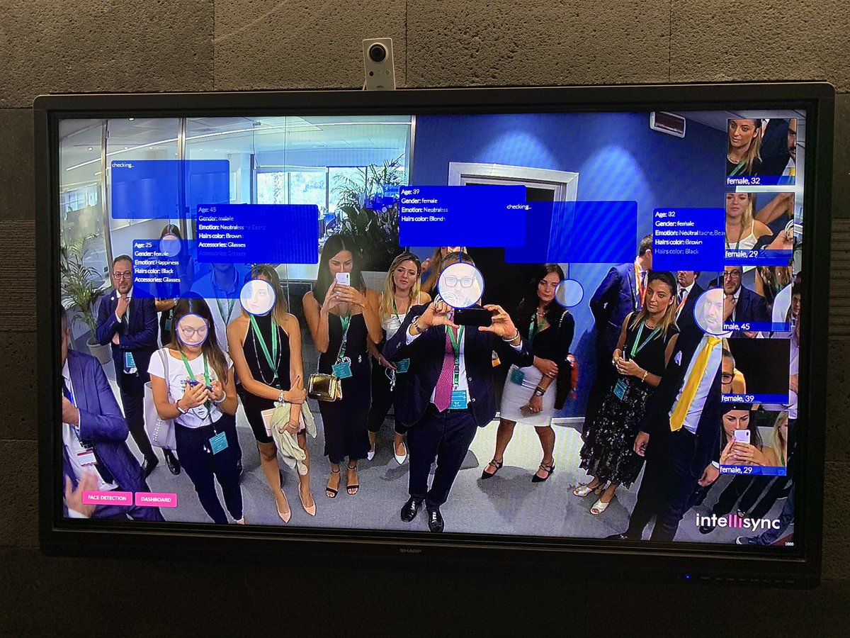 ca_tenchini's tweet photo. Mi gira la testa 🙃 Algoritmi di #AI, #smartbuilding, #facerecognition, #augmentedreality, #bigdataanalytics. Tutto questo alla #FreeMindFoundry di #Acireale. Per raccontarla il #windowscollaborationdisplay di @SharpBusinessIT fornito insieme al partner Leotta di Catania. https://t.co/kUWtRNBOnj
