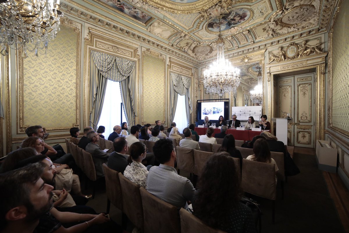 Estamos en el encuentro 'Gestión cultural en Iberoamérica' en <a href="/casamerica/">Casa de América</a>. Un espacio para reflexionar sobre la #gestióncultural como herramienta para el desarrollo de la región. #CIBFEST