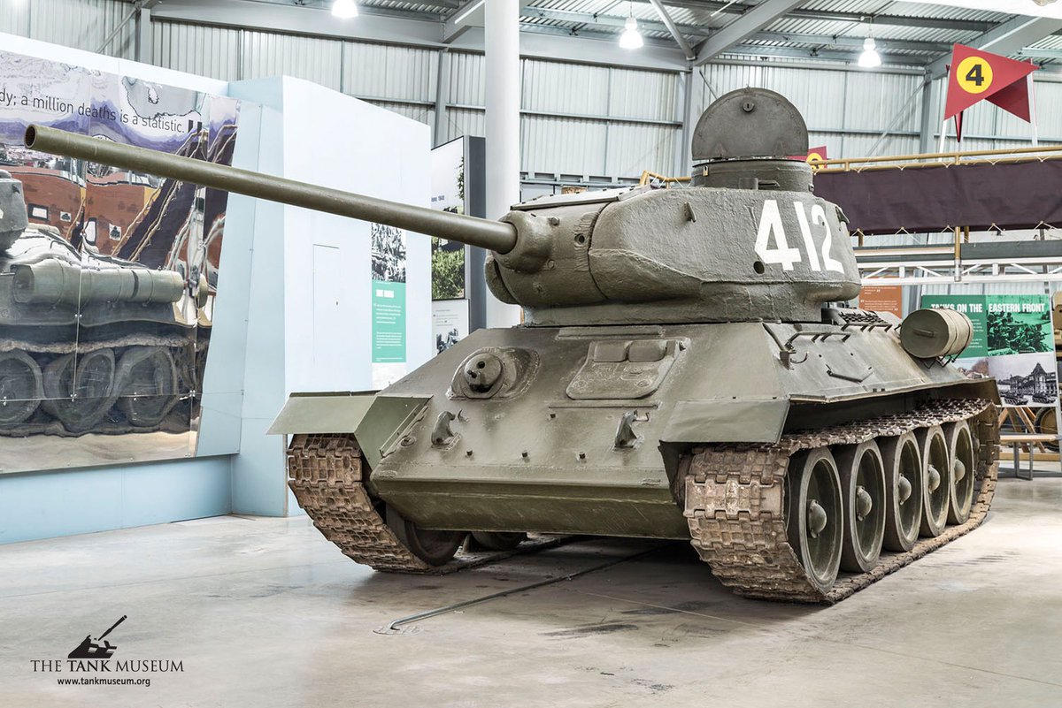 TankMuseum's tweet photo. The Soviet T-34-85 on display in the Tank Story Hall, built after WWII.
There was little attention paid to the tank’s cosmetic appearance, covered in casting marks and has several poorly-fitting panels.
Supplied to the Chinese, it was captured by British forces in Korea, 1951. https://t.co/OsR3V3M97z