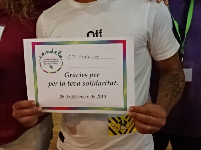 justiciacat's tweet photo. 🧶 Els #presos al #CPPonent col·laboren des de 2⃣0⃣1⃣7⃣ amb l'associació @PulserasCandela teixint braçalets de colors.
💵 Els beneficis de la venta són per la investigació del🎗càncer infantil a l'Hospital @SJDbarcelona_ca.
🤲 #solidaritat
👫 #comunitat
🔄 #reinserció https://t.co/FLuLYgtetE