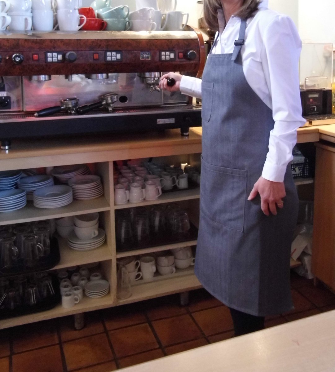 westvale06's tweet photo. Commercial grade denim aprons in dark blue or grey.
Bib aprons £9.23 each
waist aprons £8.46 each
Great quality, Great value.
Available on-line https://t.co/jnrFij7MDa

All our aprons are suitable for embroidery &amp; print. https://t.co/KbBlWqoKo2