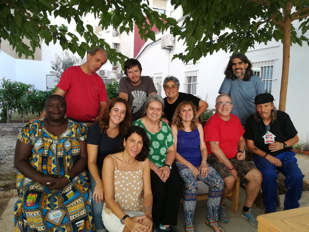 🎒Hemos parado #4minutos15segundos con motivo de la  #HuelgaMundialPorElClima #ClimateStrike #FridaysForFuture #VagaPelClima #SiCuidasElPlanetaCombatesLaPobreza