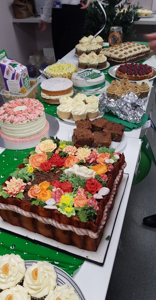 StasMuzh's tweet photo. Proud to work with such an amazing people @STN_Airport who worked so hard baking this super cakes to support #macmillancoffeemorning well done everyone x https://t.co/7TIDMsUJtE