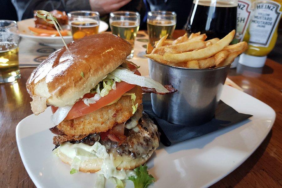 KatieStockPix's tweet photo. Top 15 things to do, eat and drink in Toronto #ExploreCanada #Toronto @ExpediaCA #ad via @TravelWithKat https://t.co/MROwXgBBlt https://t.co/xO9s7L4NPc