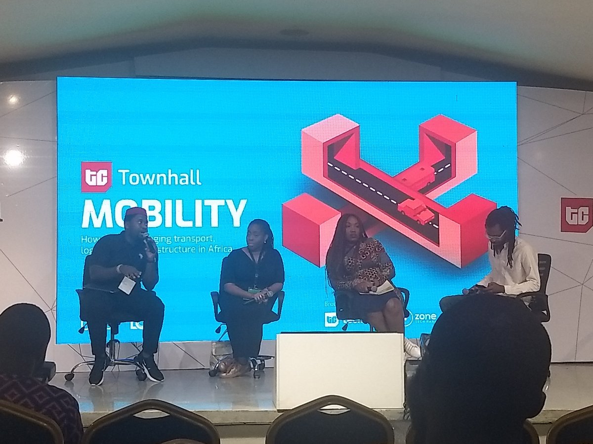 anafricanfuture's tweet photo. @TechCabal @kobo_360 @Fieldinsight_co @lorisystems on the first panel #TCMobility https://t.co/GrEei5Uy6t