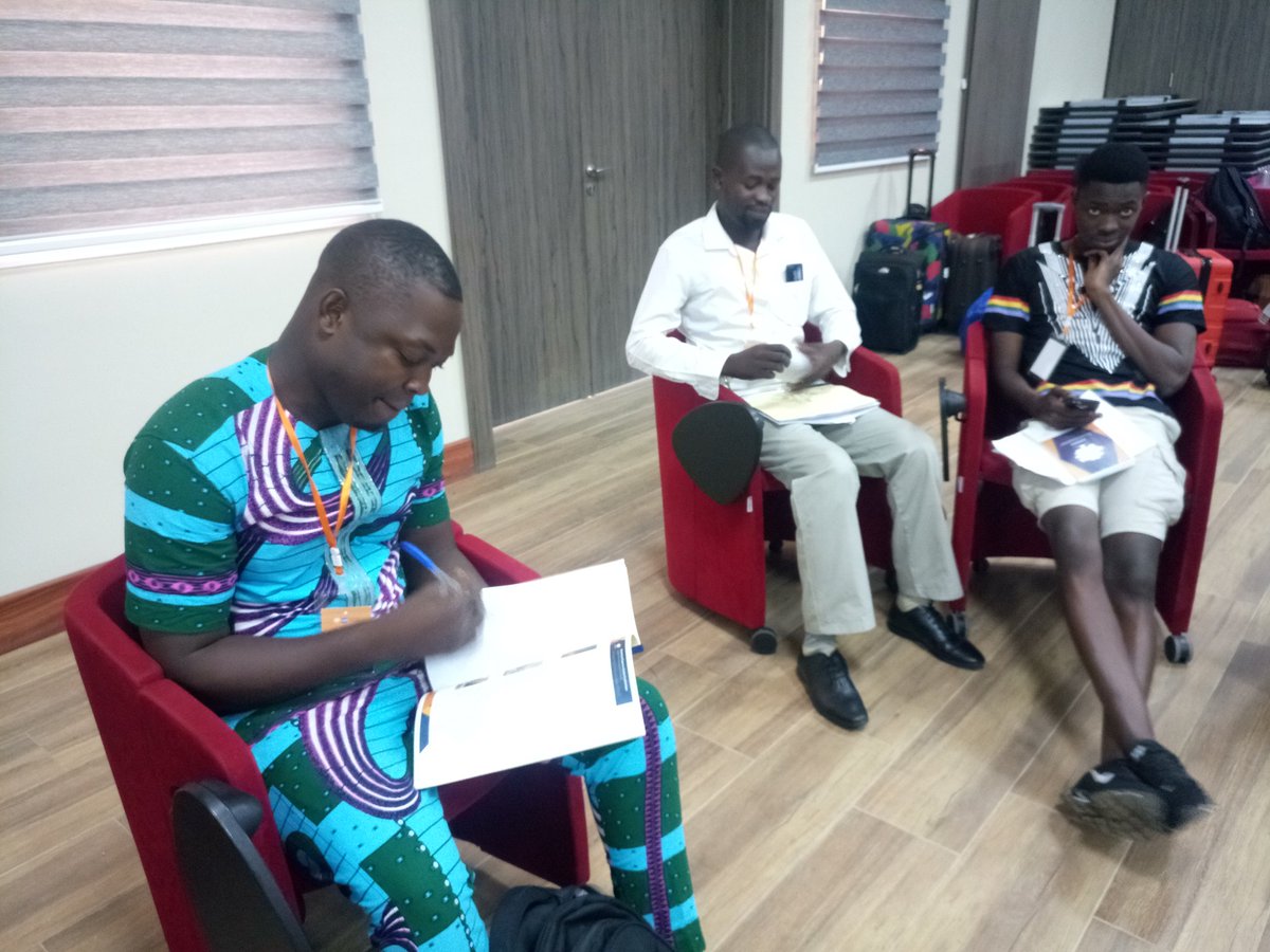 ashokaafriquefr's tweet photo. Dernière journée du Dakar Amexbootcamp 2019. Opening day participants. #amexlead #SocEnt @AshokaAfriqueFr @AshokaAfrica #changemakers https://t.co/Ev6DkZ677X