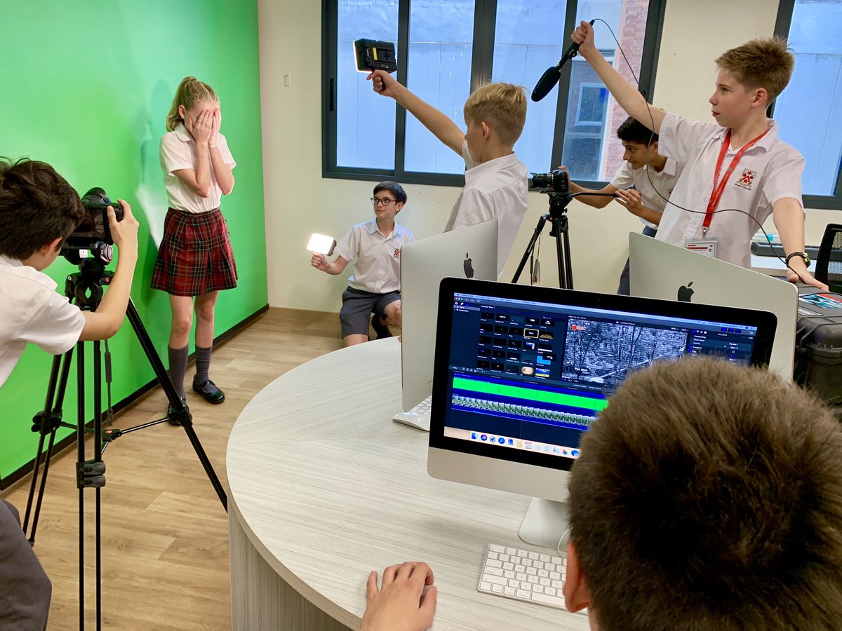 SeniorDulwichSG's tweet photo. Proud to now have Film Studies in the curriculum, both at IGCSE and the IB Diploma Programme. Personal pathways for our students is key. #DCSG #GraduateWorldwise #PersonalPathways https://t.co/D5UBQ8jf8T