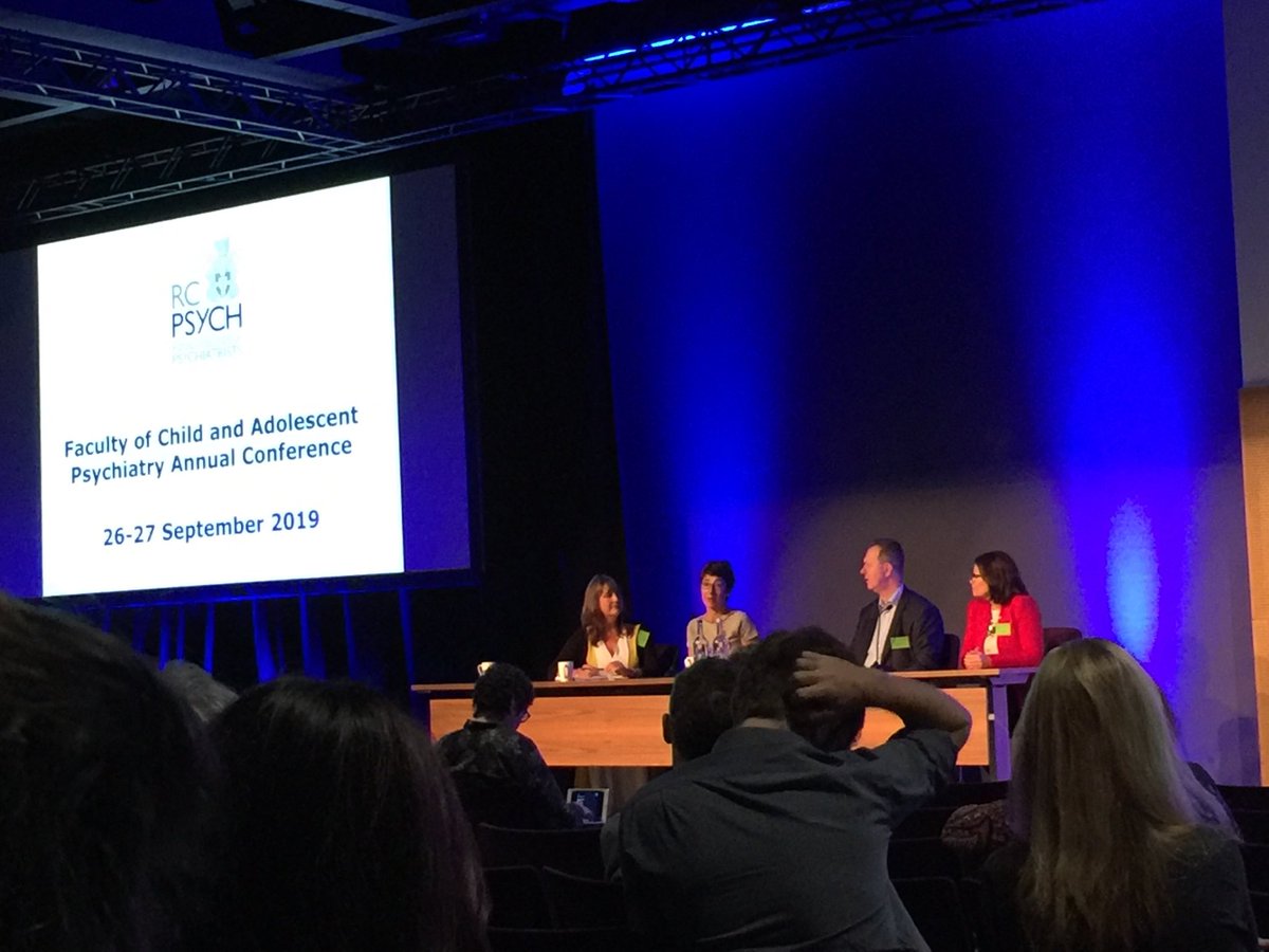 DrJacintaTan's tweet photo. Fascinating and thoughtful discussions at #capfac19 about Technology Addiction @RcpsychCAP https://t.co/SVldFyrBUt