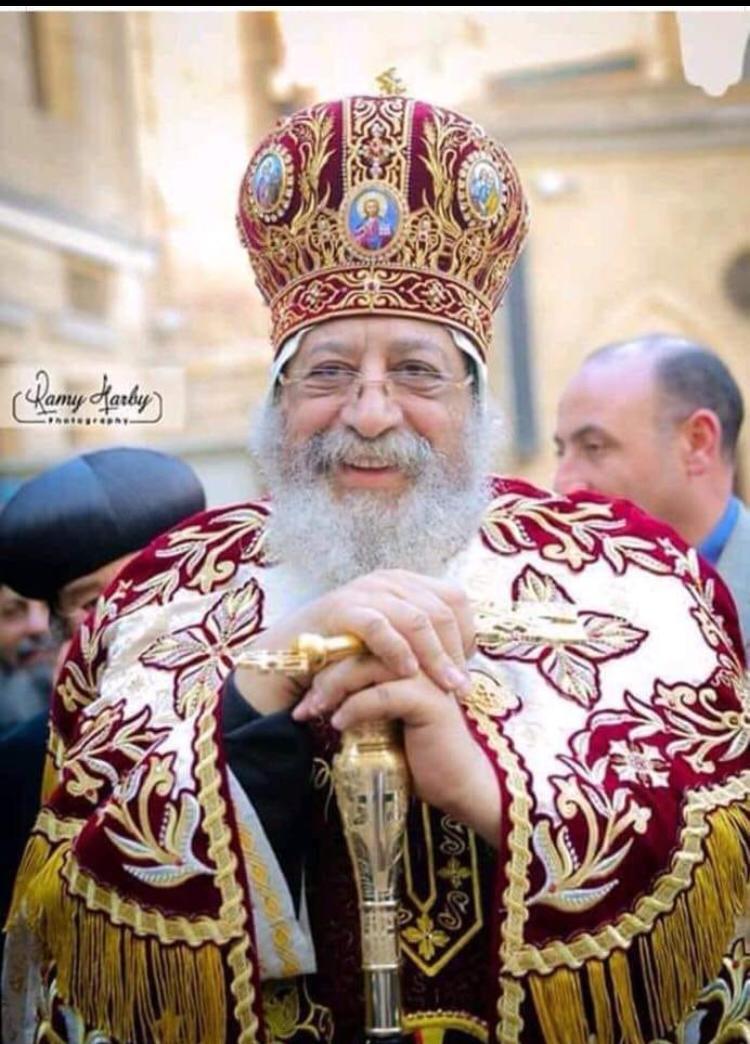 Al_Khawaga's tweet photo. مذيع  قناة روسيا اليوم بيسأل البابا تواضروس : ما الذى يخيفكم على ارض مصر ؟ كان الرد:  لا يخيفنا شىء على الاطلاق ... والسبب هو ان " لمصر بركة خاصة عند الله ..لها خصوصيه فى قلب الله ..والتاريخ والحاضر والمستقبل يشهد بذلك  وكل الحسابات الارضية لا تصلح مع مصر .. https://t.co/OcFF8Ac0vN
