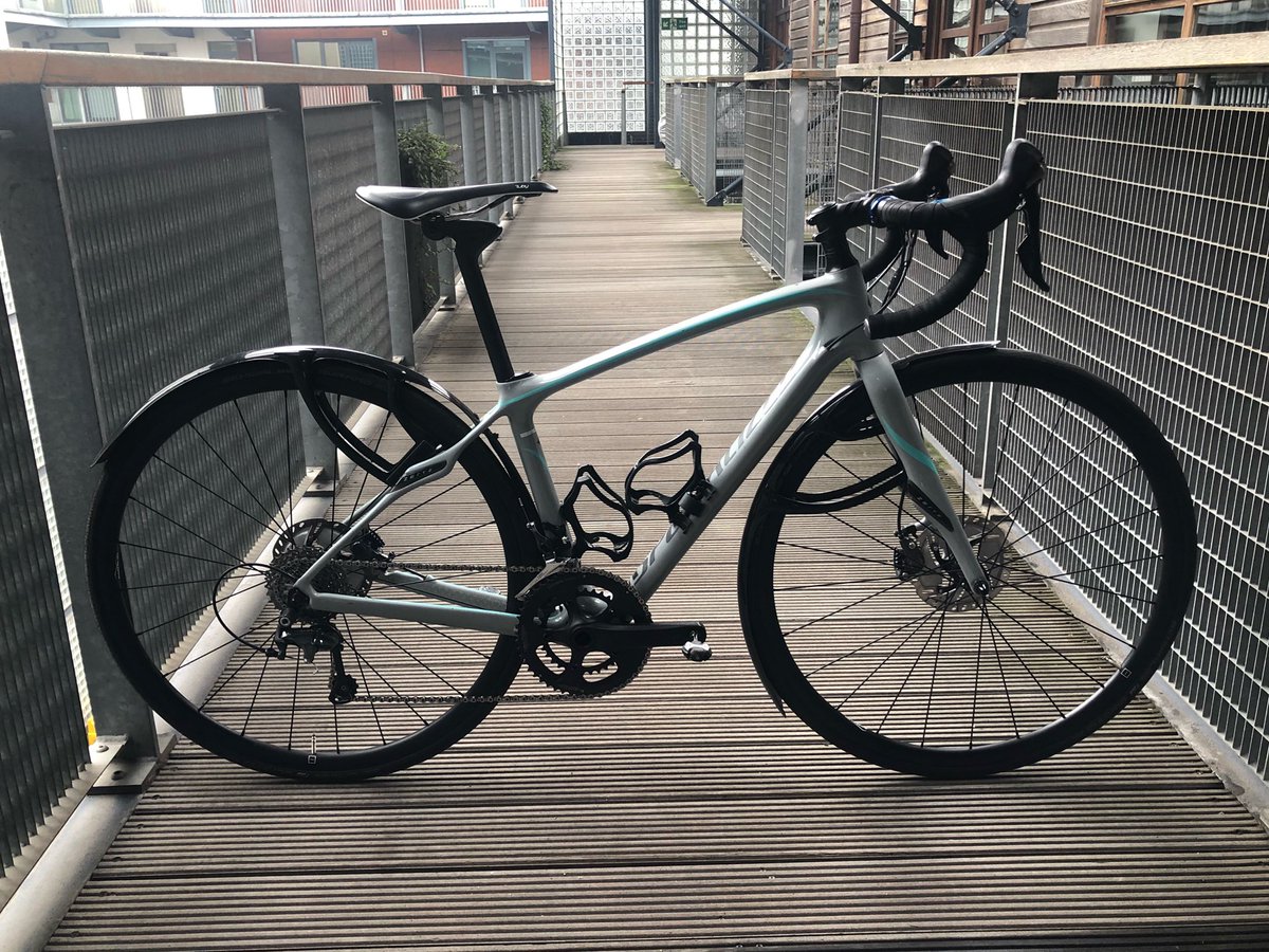 FOR SALE

48cm Specialized Ruby Comp Disc 2016

Hydraulic disc brakes

Full carbon frame and fork
 
Full Ultegra groupset

165mm Praxis crankset 50/34

11-32T cassett

Parcours Paniagua wheelset (1550grams)

£800 ono

<a href="/UKCycleChat/">UKCycleChat™</a>