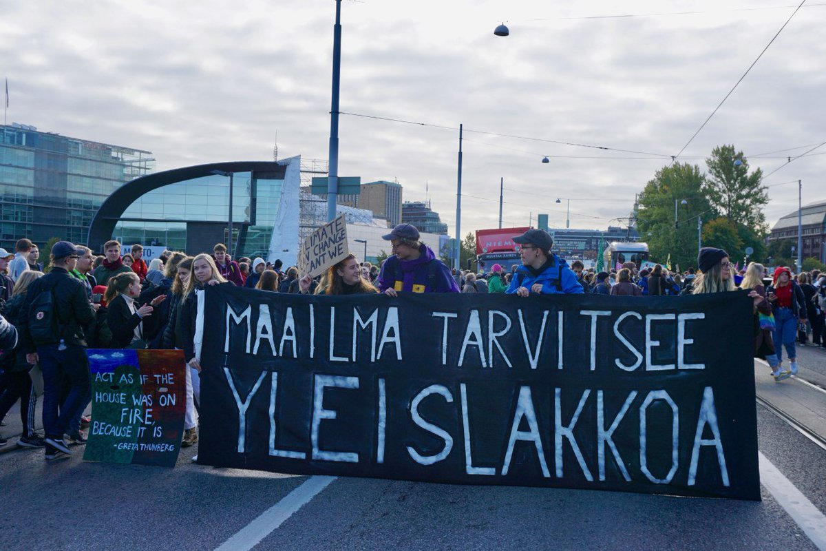 MAAILMA TARVITSEE YLEISLAKKOA
#nytonpakko #ilmastolakko #yleislakko #earthstrike
