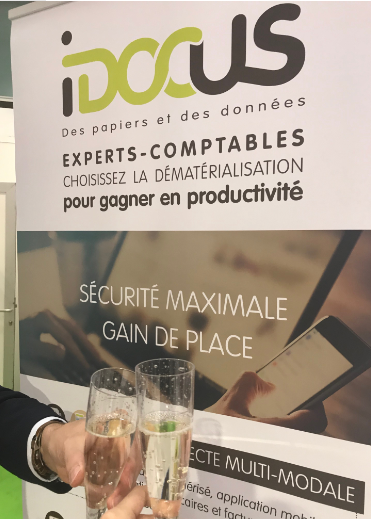iDocus's tweet photo. C'est l'heure de trinquer à la #dématérialisation ! Rdv chez Idocus stand P123 

#ExpertsComptables #CongresOEC #TransformationDigitale https://t.co/SpUq9eNbVT
