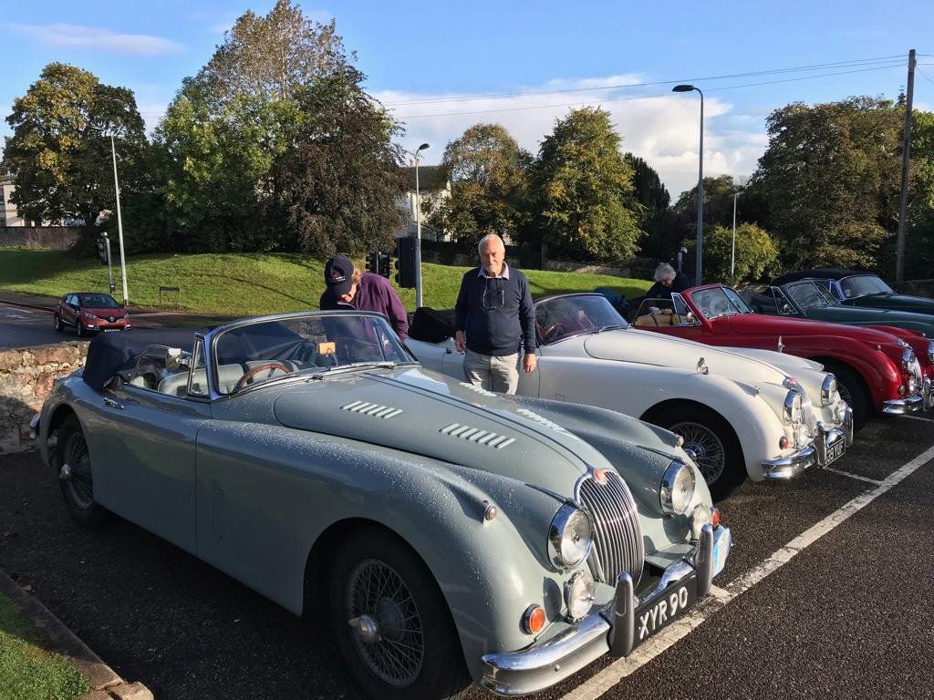 XKClubRBCD's tweet photo. RBCD Stage 12. Club HQ Shannon sharing Yellow Hat duties with Peter Stanway. Sunshine, tops down and plenty of attention at Kingsmills Hotel, Inverness before flagging away.
@ProstateUK 
@XKClub1 
@ListersGroup 
@SNG_Barratt 
@TwyfordMoors 
#scotland 
#inverness 
#prostatecancer https://t.co/r3wQeNNp03