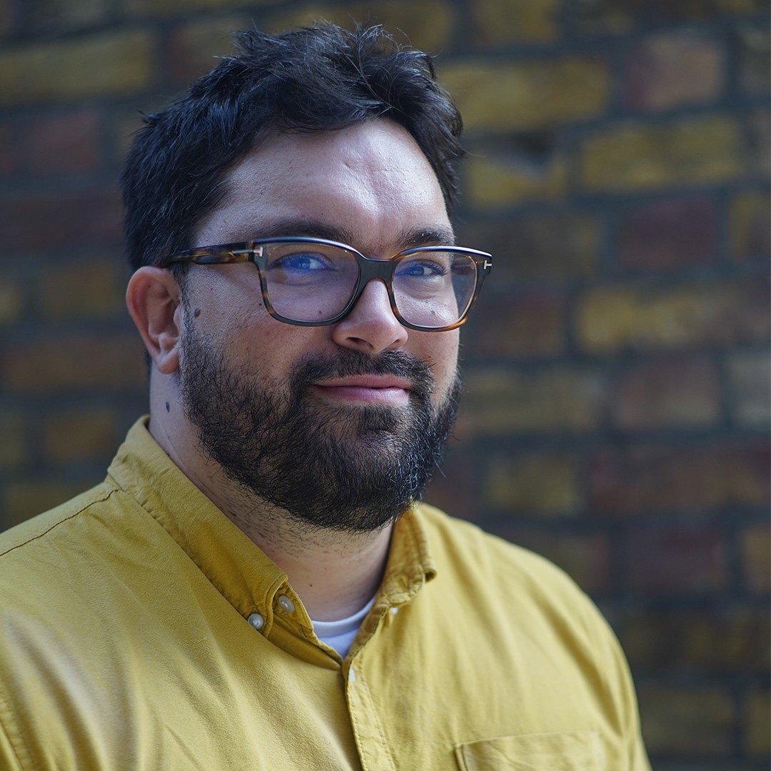 1/2 : Featuristic launches Featuristic TV with the star addition of Chris Kearsey as Head of TV. With over 10 years experience in the TV industry as a successful producer on shows such as Never Mind The Buzzcocks, Comic Relief, Children In Need or the BAFTAs...