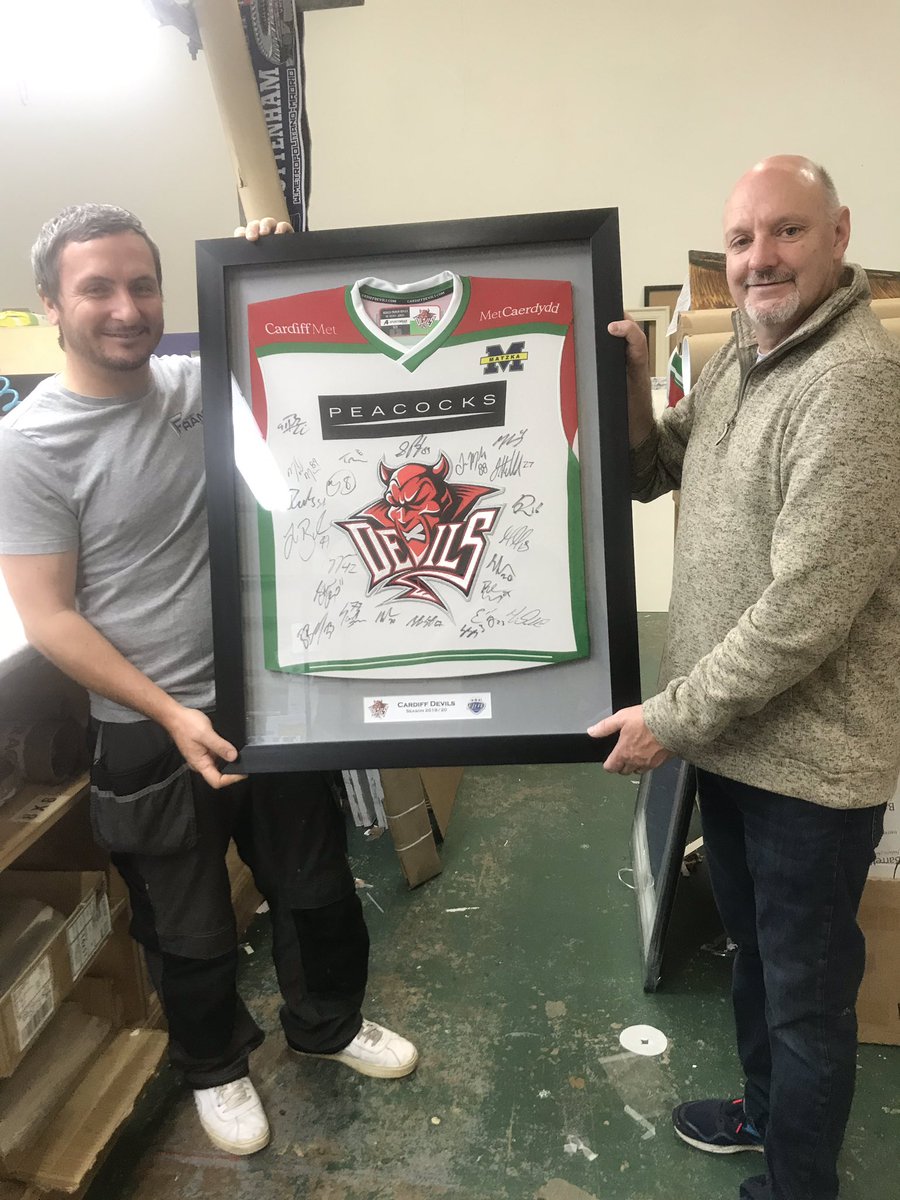 KrisAgland's tweet image. Awesome work from long time @cardiffdevils sponsors @CardiffFrame @paulmorris333 for the first delivery of signed shirts for tomorrow’s match night sponsor @Dragon_Signs I can not recommend them enough for any framing needs! #TopJob