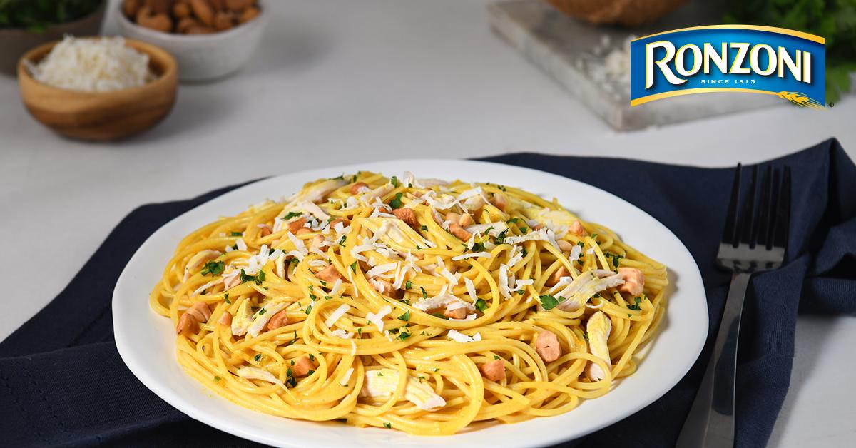 Here's to #fall and savory curries #Recipeoftheday: Cauliflower #Spaghetti with Spicy 🥥 Chicken &amp; Curry Sauce: bit.ly/2nMguS0