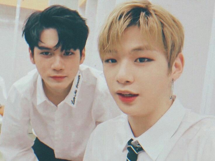 i miss seeing ong and daniel like this :( i miss ongniel so much, they're truly & also one of the reasons why wannables were happy. hope to see them like this someday :( take care always boys, us wannables will love you forever ♡ #WannaOne  #ONGSEONGWOO  #ONGSEONGWU  #KangDaniel