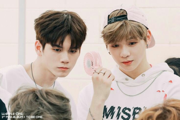 i miss seeing ong and daniel like this :( i miss ongniel so much, they're truly & also one of the reasons why wannables were happy. hope to see them like this someday :( take care always boys, us wannables will love you forever ♡ #WannaOne  #ONGSEONGWOO  #ONGSEONGWU  #KangDaniel