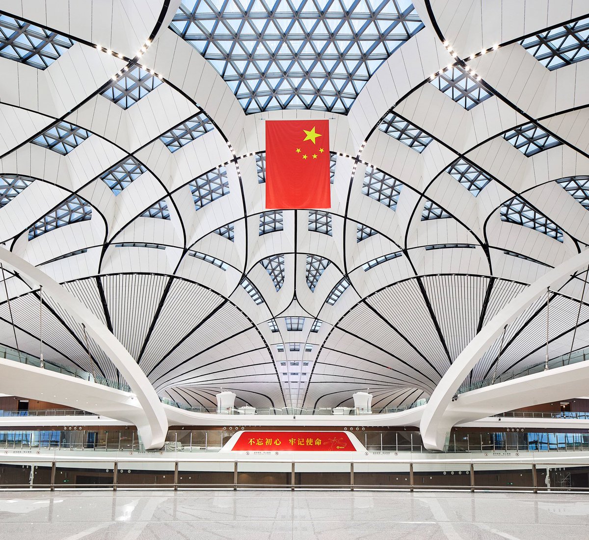 tomravenscroft's tweet photo. Zaha Hadid Architects' giant starfish-shaped Beijing airport has opened its doors
 – https://t.co/IjtLEdn8md (via 
@dezeen) https://t.co/2pXgAN72uj