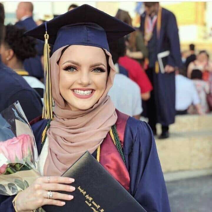 تويتر \\ Dindascarves.my على تويتر 