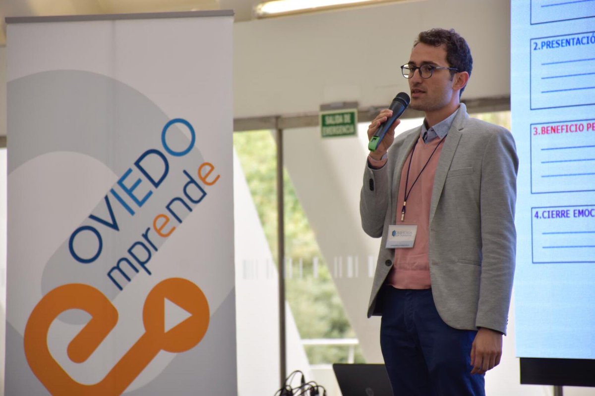 asataasturias's tweet photo. Algunas de las empresas participantes en el V Encuentro de Networking @OviedoEmprende se atreven a poner en práctica lo aprendido con @mariamunozroca y explican en 1 minuto a qué se dedican.
#Networking #ElevatorPitch #NetworkOVD #EncuentroNetworking #OviedoEmprende https://t.co/0X4pmjiuYM