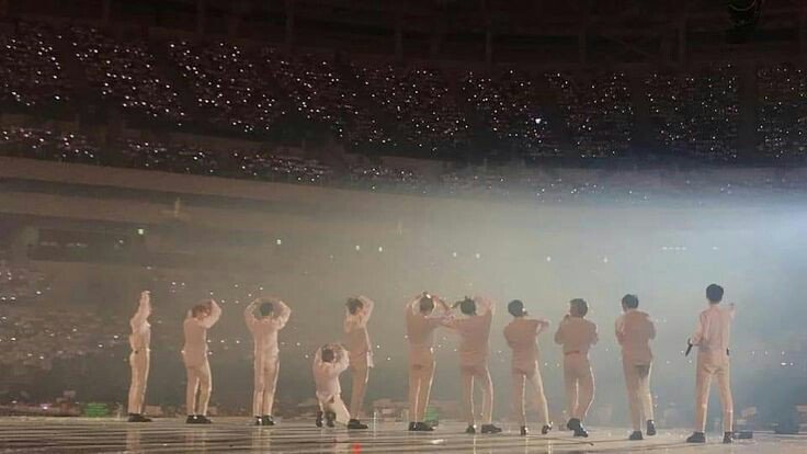 “1¹¹=1 forever ♡ i miss you so much wanna one~