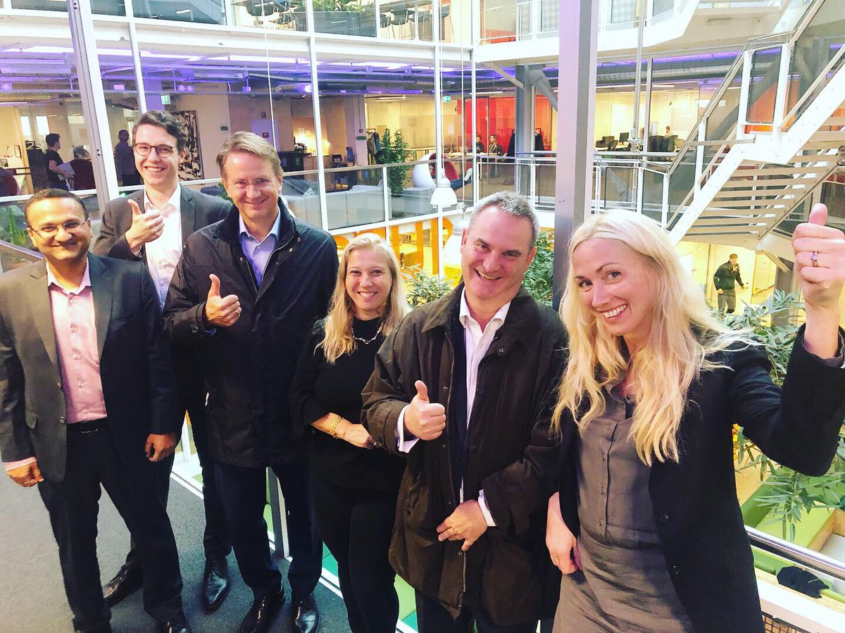 AnneliSundstrom's tweet photo. Grand Finale #osloinnovationweek with @Citi #fintech Hub Day! At @thefactory_oslo & @StartupLabNo w/ @citi Ornit Shinar💥 Thanks for all the inspiration & good discussions @ornit #fintechstars #fintech #citi https://t.co/NPRHZLcLVL