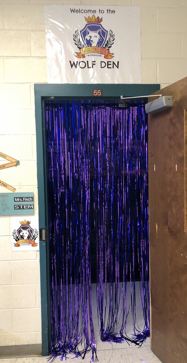 IAspire2Inspire's tweet photo. The STEM lab is ready for our house meeting this afternoon. Team Sabiduria #1 @WSESSmithfield @IWCSchools #WestSideBestSide https://t.co/txrhwU0w5I