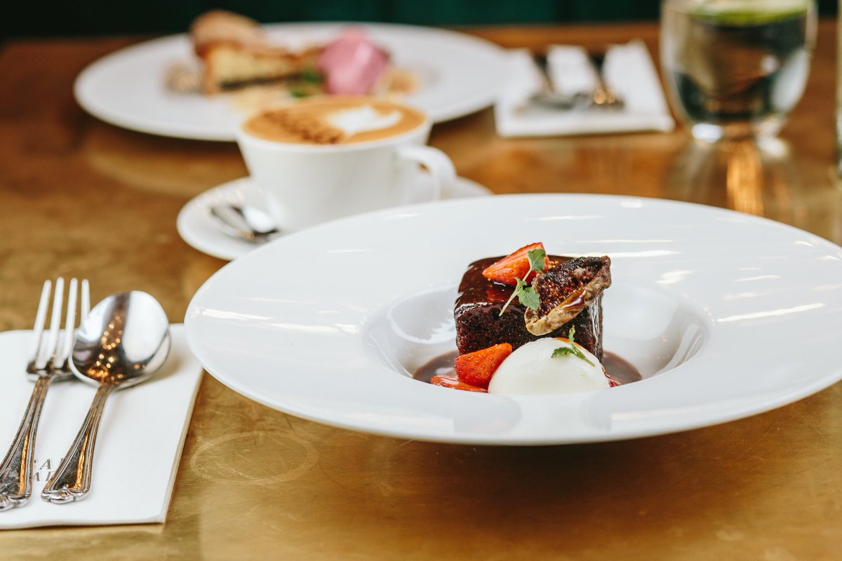 GrandCafeEdi's tweet photo. M A R K E T M E N U 🍴 Two courses £14.95 | Three courses £17.95 - available Monday-Friday | noon-6.30pm. 

#grandcafeedinburgh #scotsmanhotel #edinburghcastle #edinburghlife #edinburghcity #edinburghhighlights #edinburghfood https://t.co/68bP59GQRk
