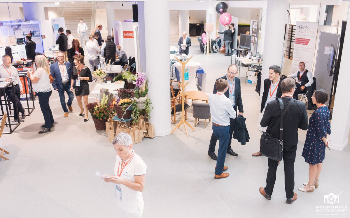 CEAnjou49's tweet photo. 👉🏼 MERCI 👈🏼
Le succès du 3ème Carrefour des Entrepreneurs de l’Anjou, c’est grâce à vous ! 150 exposants, 26 conférences, 28 partenaires, 2000 visiteurs... Vivement la 4ème édition 😁 #cea49 #Angers #Anjou #Entreprendre #salon https://t.co/H0j5mZ9lrJ