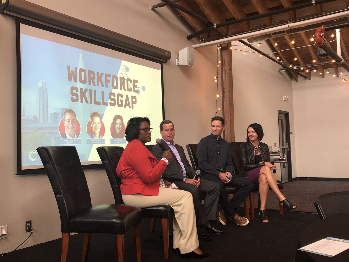 USChamberTech's tweet photo. Jona Van Deun, Mike Cassling of @cquencehealth, Dan Houghton of @Buildertrend, and Katie Barton of @Gallup on how to bridge on workforce skills gap. #tecnation https://t.co/qGCHjU3HX5