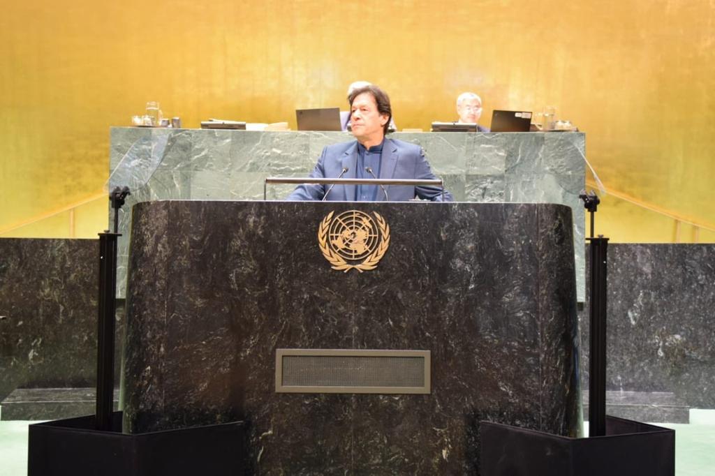 Usman__Sh's tweet photo. Ignore if you can**

#ImranKhanMakesHistory ❤ https://t.co/w0CpjyqRuO