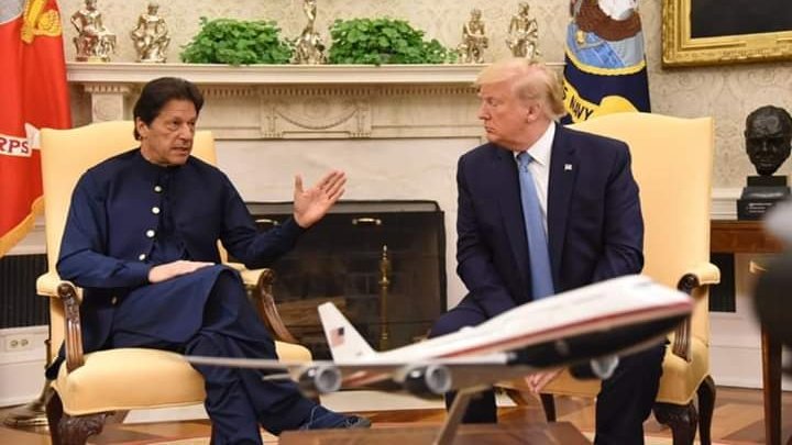Usman__Sh's tweet photo. Ignore if you can**

#ImranKhanMakesHistory ❤ https://t.co/w0CpjyqRuO