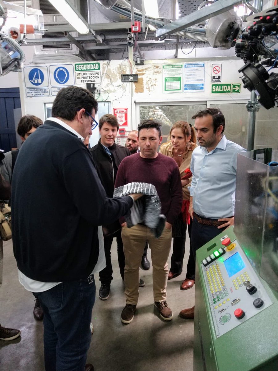 Christian Bauab on "Junto a @franquintana @GimeVillafruela @juanmafad visitamos ESEKA S.A. una empresa textil que se dedica a la confección de medias de vestir, lencería, corsetería, trajes de baño, ropa para