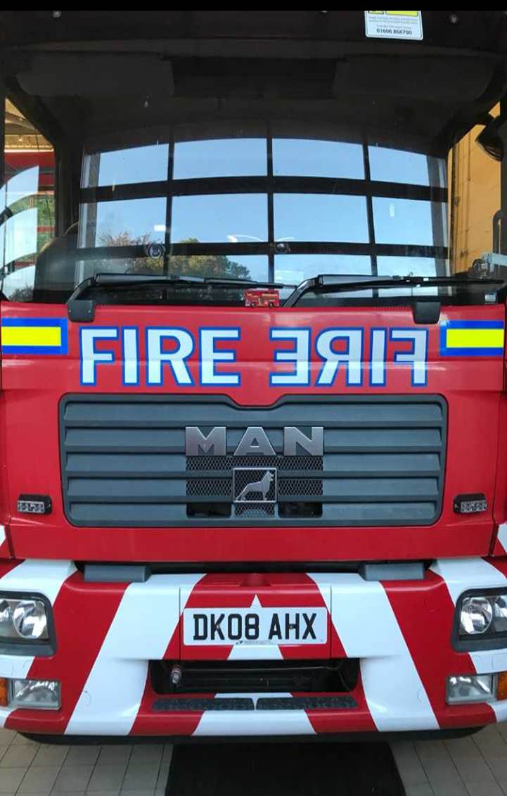 ABCPschool's tweet photo. #ClassRF & #ClassRR Spot the Naughty Bus. Last seen at the Fire Station on Thursday night @LfordEastPol https://t.co/YKEh9EDuHu
