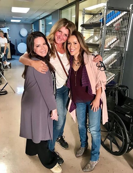 Holly Marie Combs And Alyssa Milano