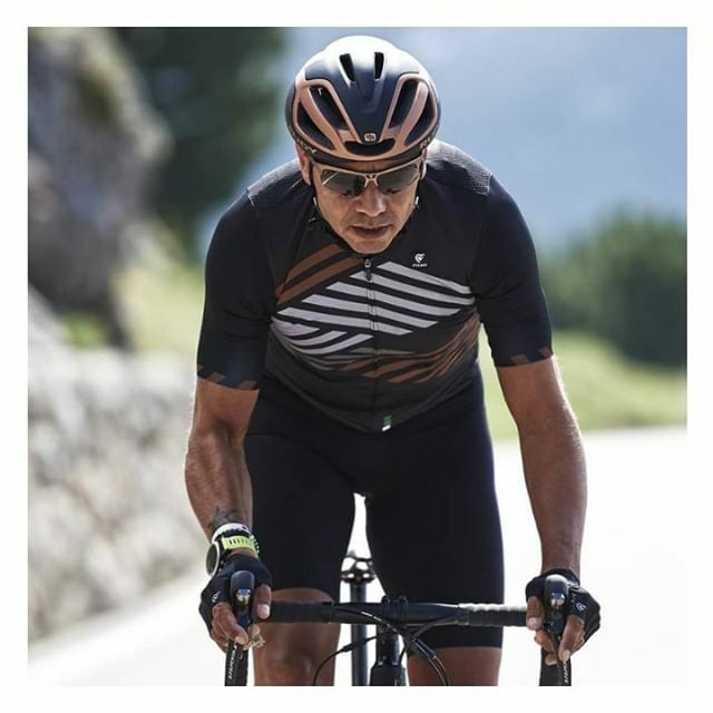 focalpointopt's tweet photo. Introducing the 2020 collection: new KEYBLADE sunglasses by @RudyProjectNA
.
#focalpointopticians #focalpoint #thefocalpoint #eyeglasses #berkeley #optical #berkeleyluxury #california #eyewear #glasses #beunique #sunglasses #fashion #style #design #indep… https://t.co/kJorgmTeKK https://t.co/7fg4tD6or8