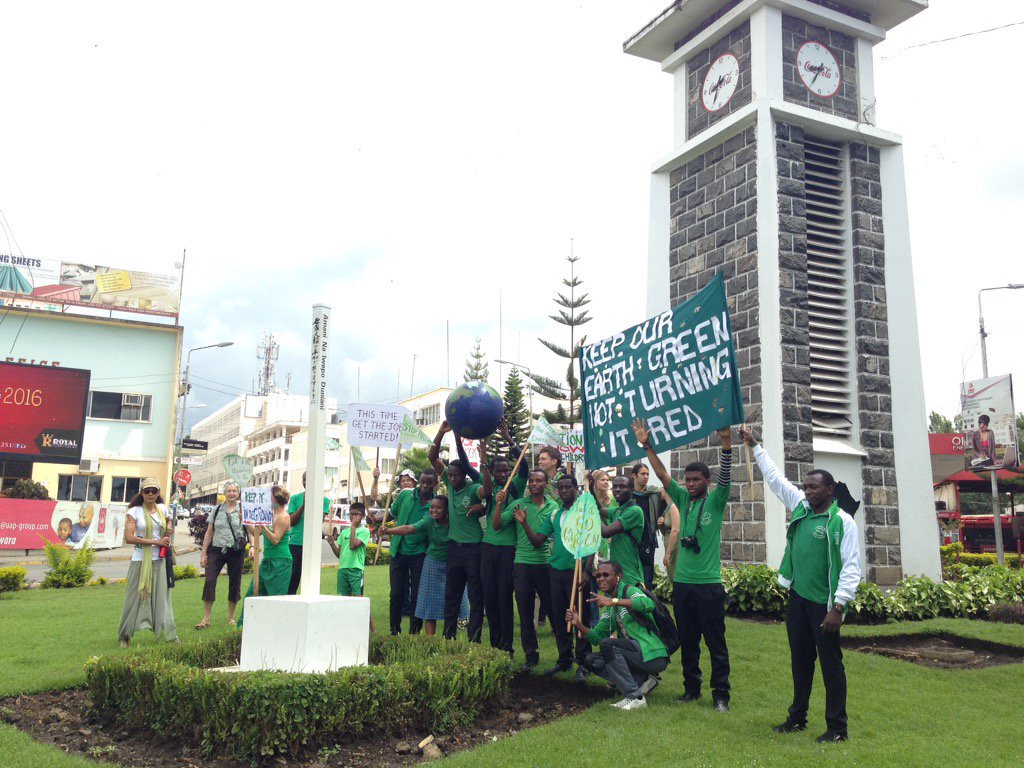 GODFREYTAIRO_'s tweet photo. Location : Arusha, Tanzania 🇹🇿 
@Fridays4future #TabianchiTz #ClimateStrike https://t.co/eW6M07vtyu