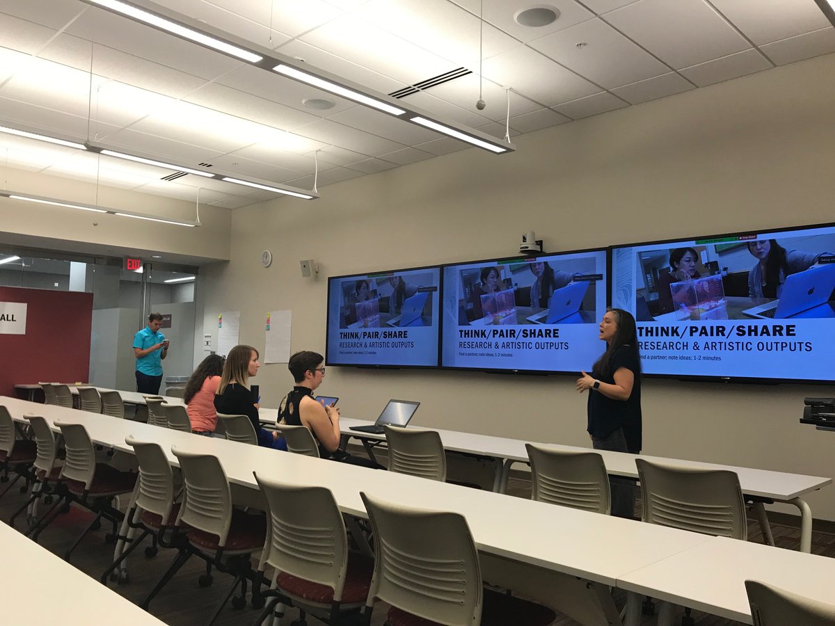 IDAH_IU's tweet photo. Our final workshop is underway! It's not too late to join! #IDAH #IU #wellslibrary https://t.co/Sgmkz4Ki1r