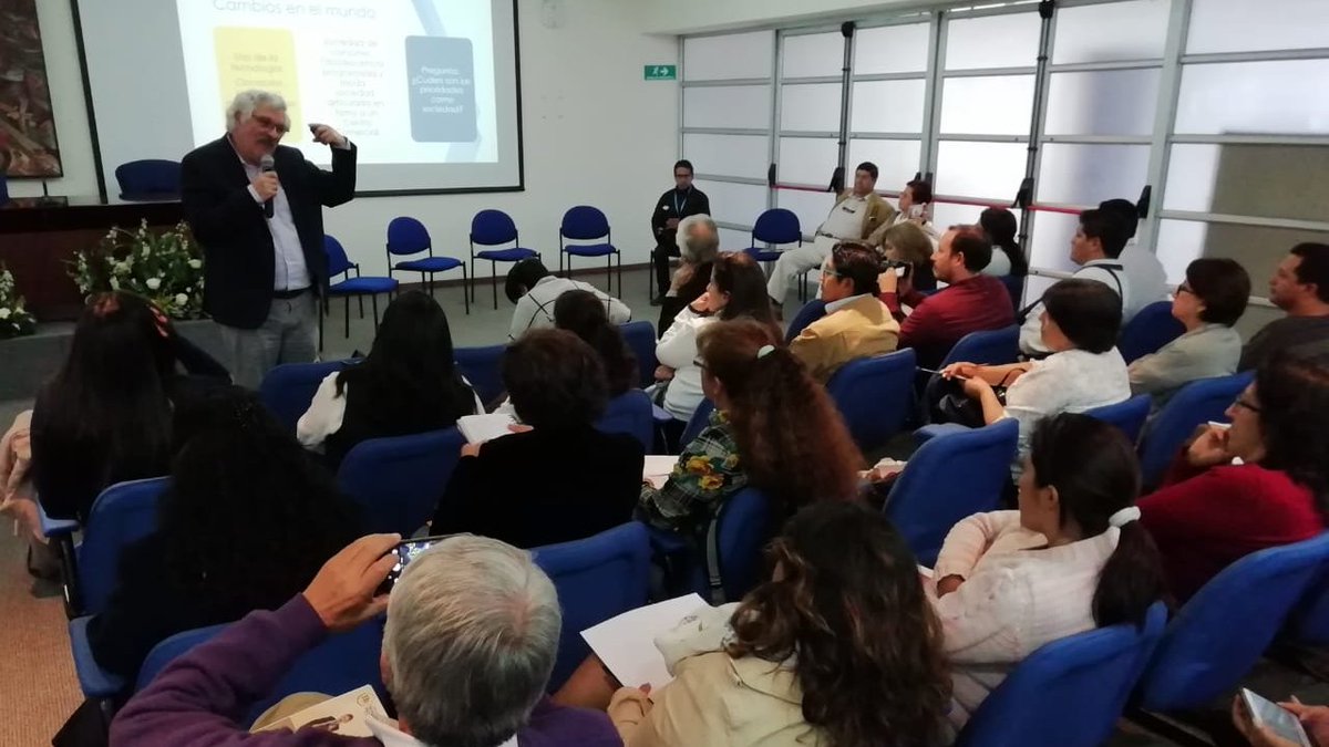 cofuturo's tweet photo. "La educación debe enfocarse en desarrollar las competencias transversales para pensar, comunicarnos y convivir de mejor manera"

@juliandezubiria en el conversatorio "É-Stem: Ética en las disciplinas Steam para una inteligencia artificial centrada en el ser humano" #Cofuturo https://t.co/4KscMAPtQp